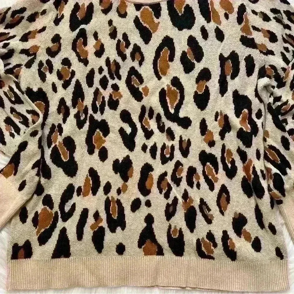 A New Day Leopard Crewneck Sweater Large - Picture 2 of 4